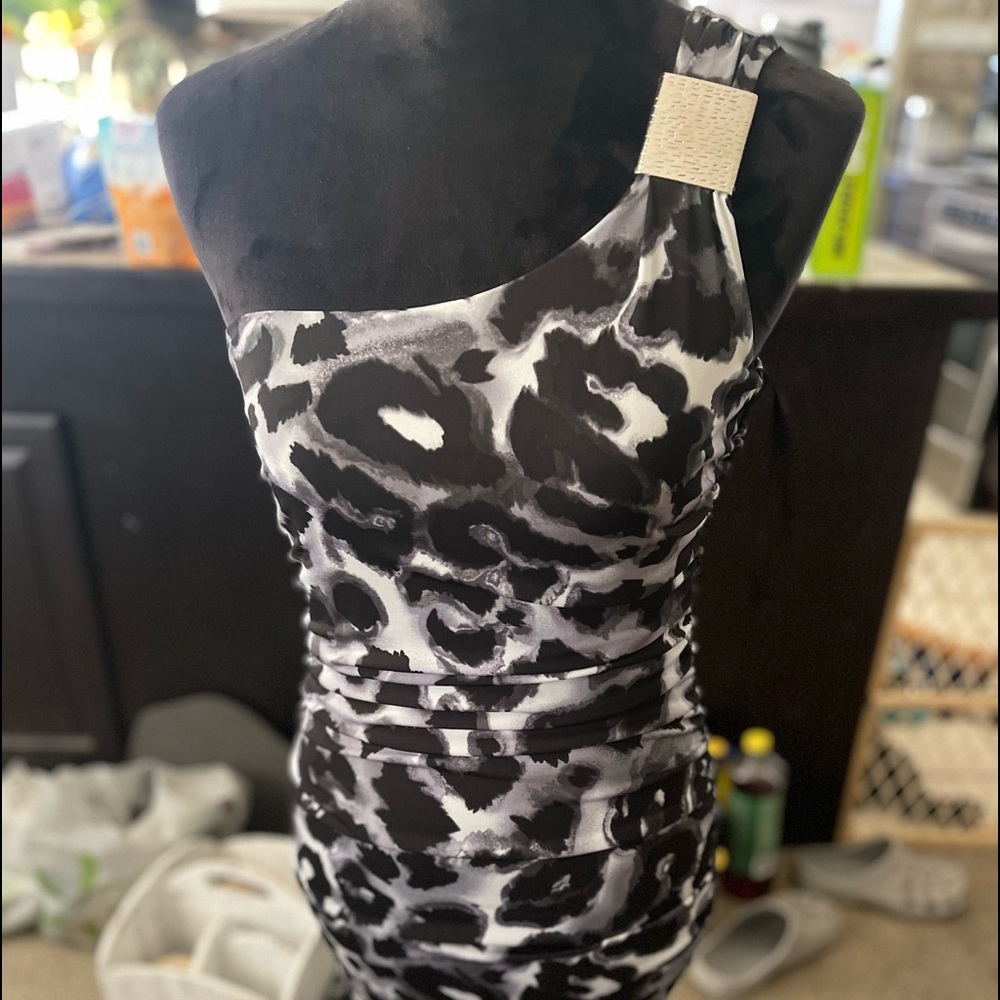 Sweet Storm One shoulder tight dress size medium good condition